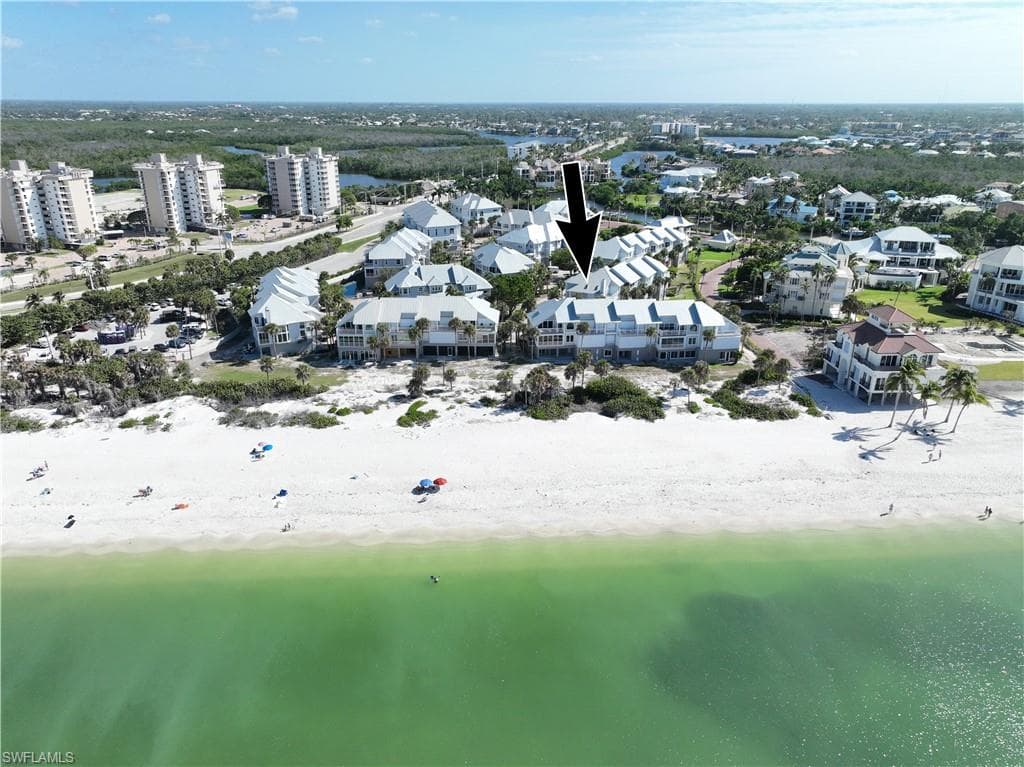 145 Barefoot CIR BONITA SPRINGS, FL 34134