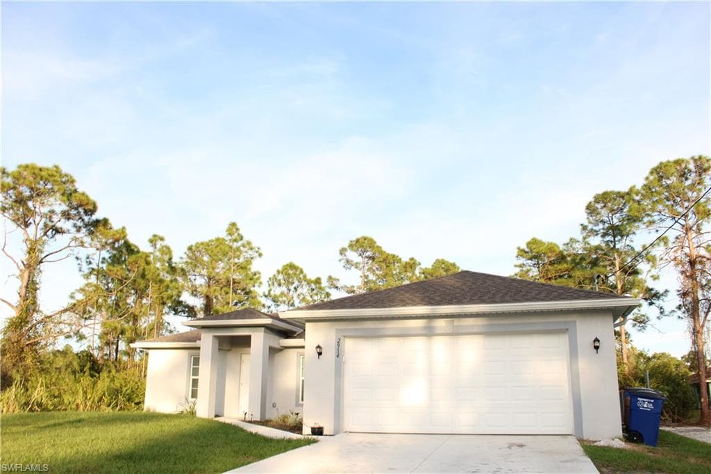 2914 Flora AVE N LEHIGH ACRES, FL 33971