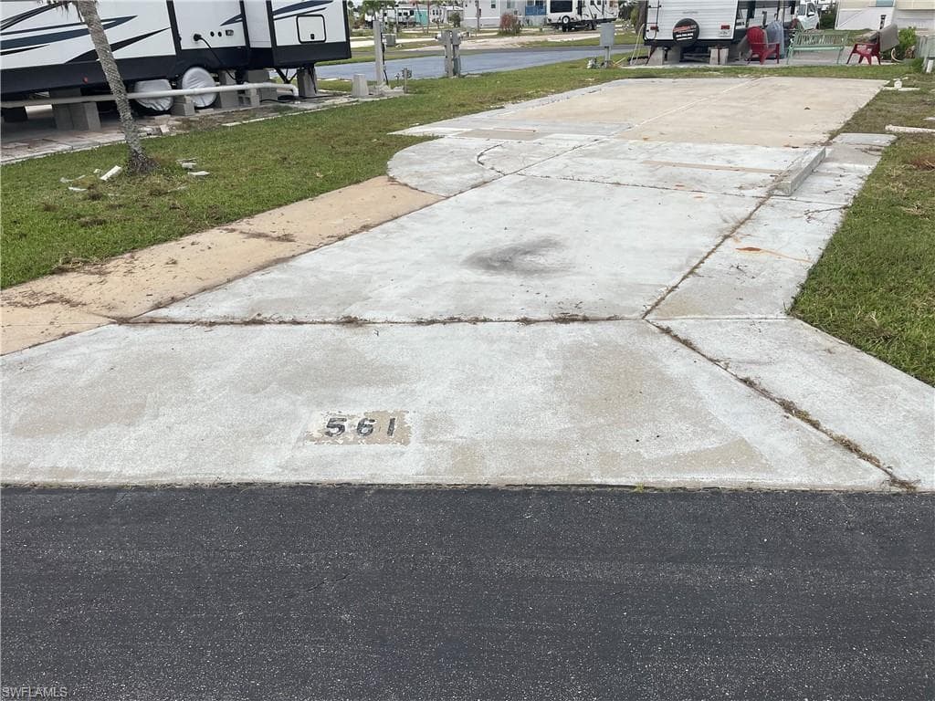19681 Summerlin RD 561 FORT MYERS, FL 33908