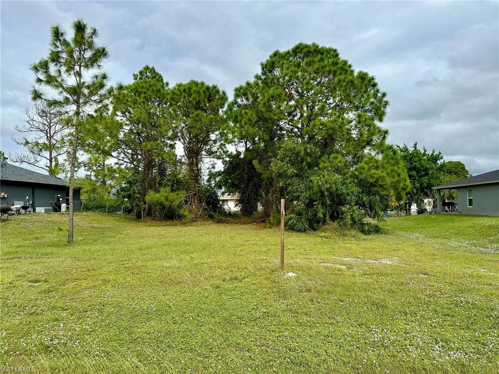 3606 38th ST SW LEHIGH ACRES, FL 33976