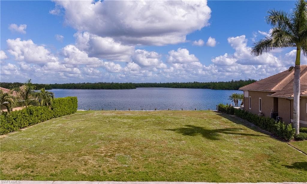 185 Stillwater CT MARCO ISLAND, FL 34145