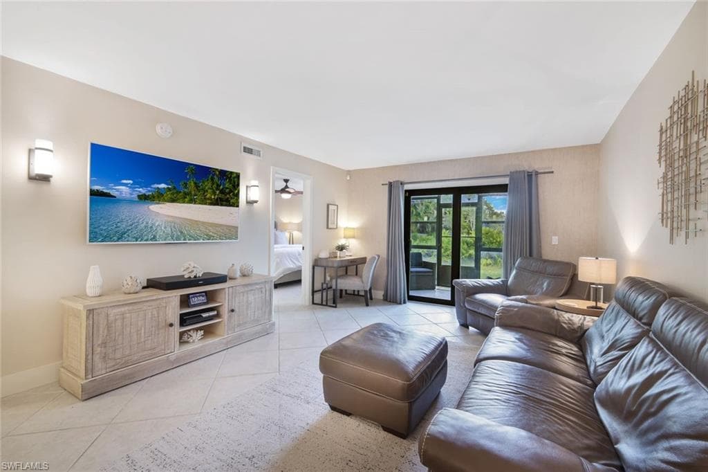 1155 Rosemary CT B-101 NAPLES, FL 34103