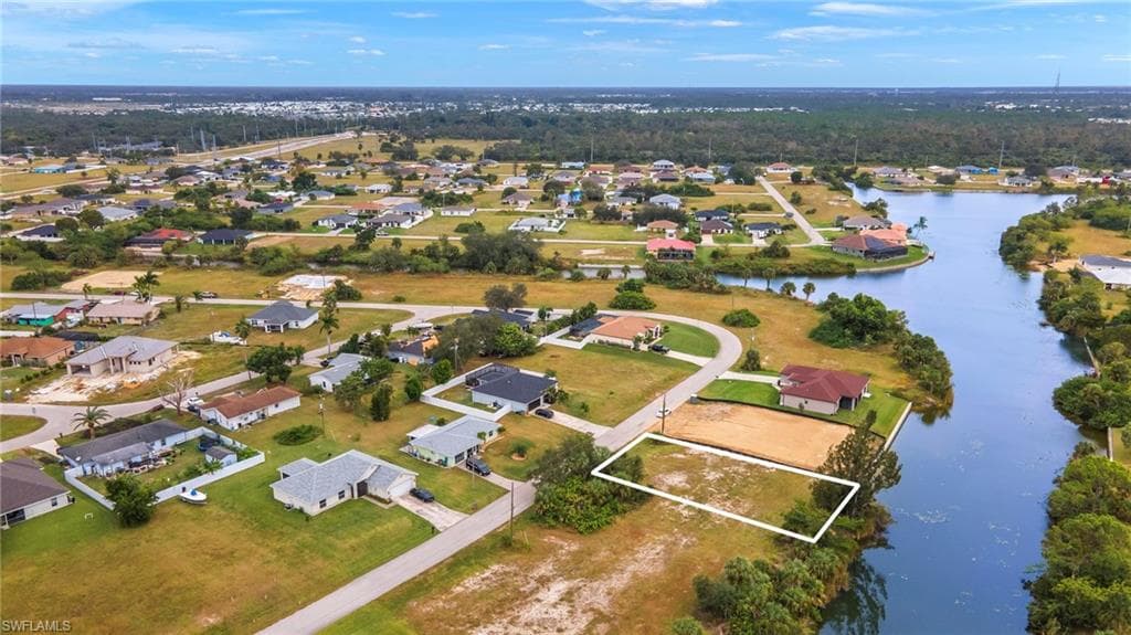 2118 19th PL CAPE CORAL, FL 33909