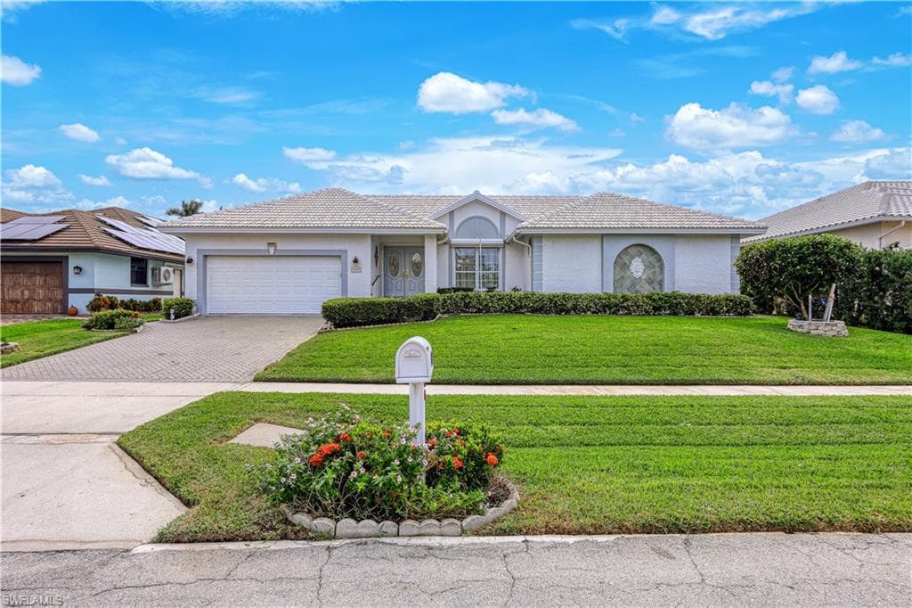 1129 Dana CT MARCO ISLAND, FL 34145
