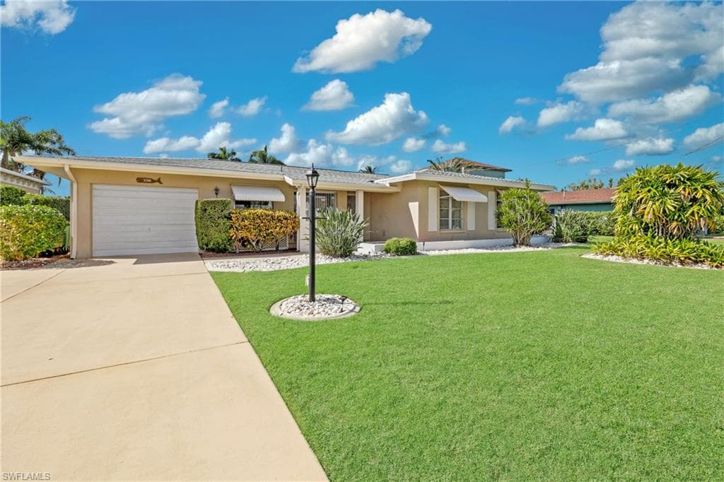 5318 Darby CT CAPE CORAL, FL 33904