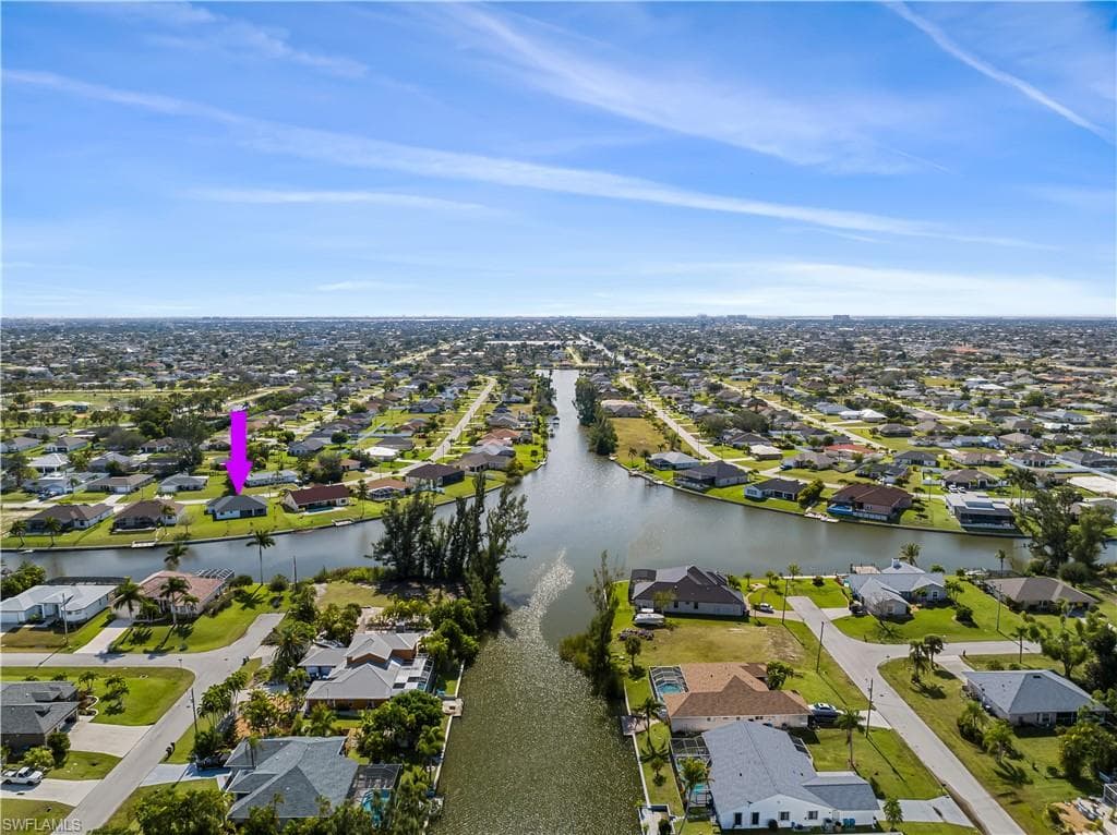 339 SW 28th TER CAPE CORAL, FL 33914