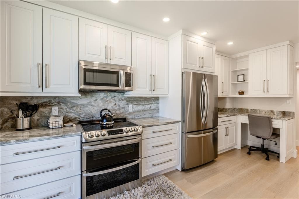 176 Collier BLVD 904 MARCO ISLAND, FL 34145