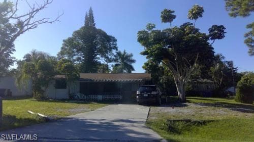 10164 Pennsylvania AVE BONITA SPRINGS, FL 34135