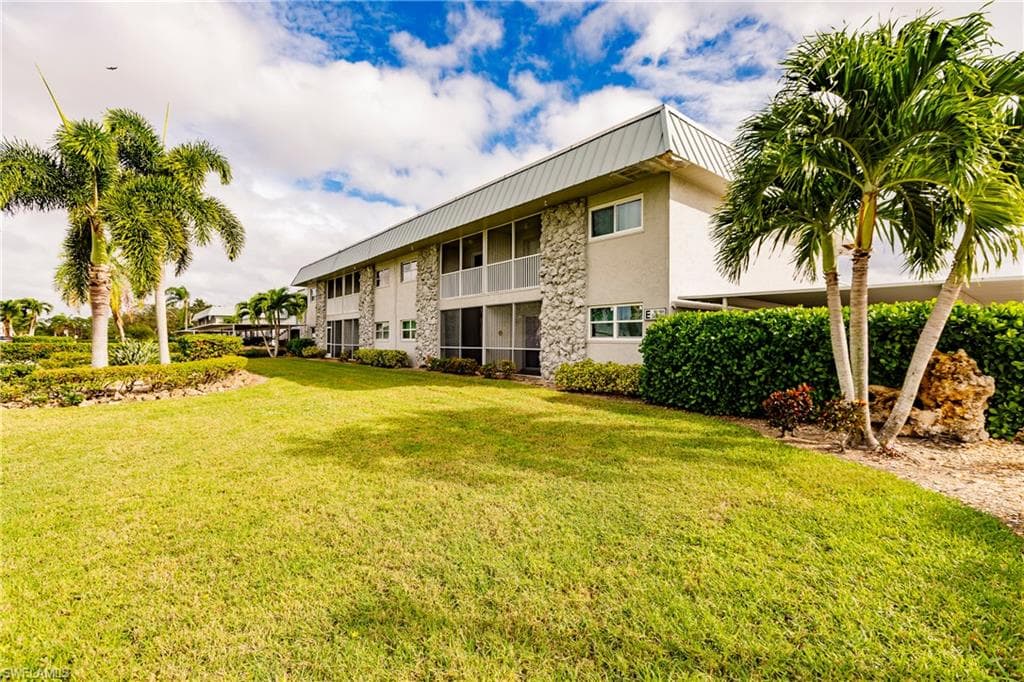 6777 Winkler RD 244 FORT MYERS, FL 33919