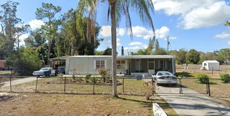 8406 Sevigny DR NORTH FORT MYERS, FL 33917