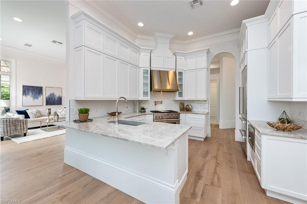 2690 Firebush LN NAPLES, FL 34105