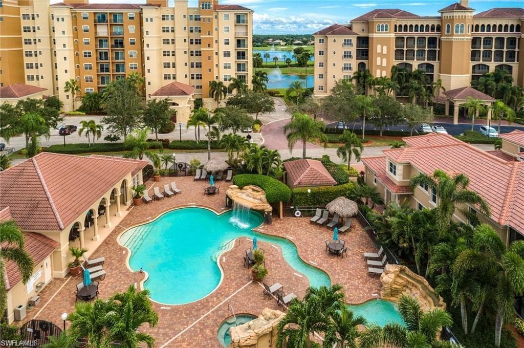 580 El Camino Real 3704 NAPLES, FL 34119
