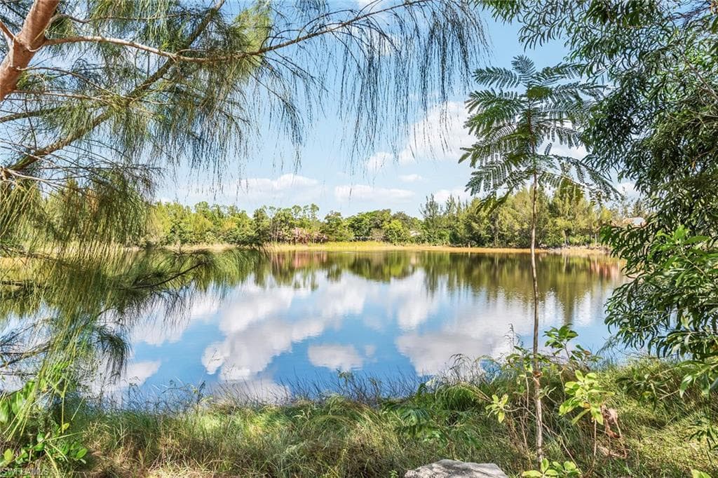 5750 Cope LN NAPLES, FL 34112