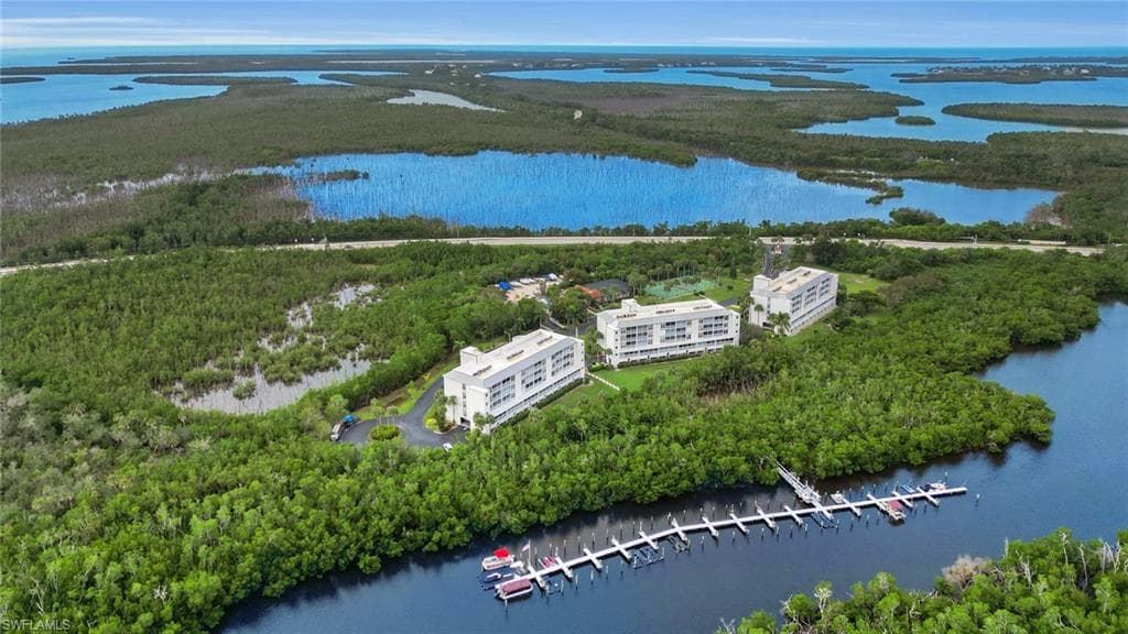 300 Stevens Landing DR C-306 MARCO ISLAND, FL 34145