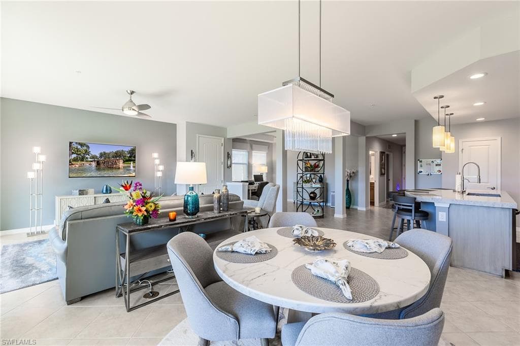 1594 Oceania DR S 2-102 NAPLES, FL 34113