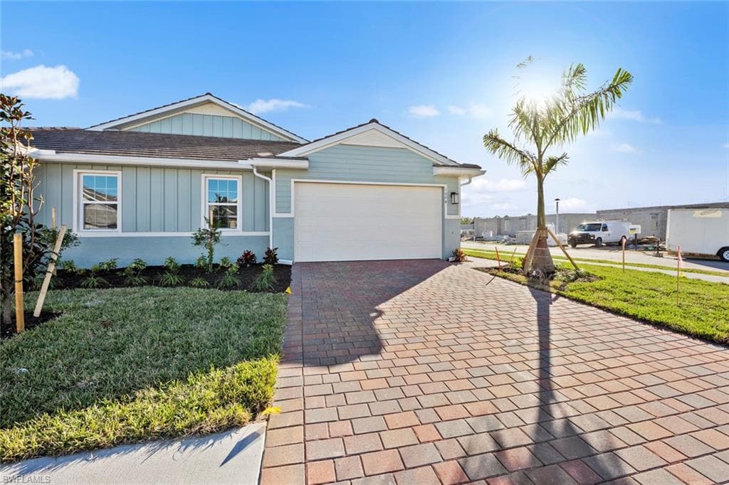 1004 Tranquil Brook DR NAPLES, FL 34114