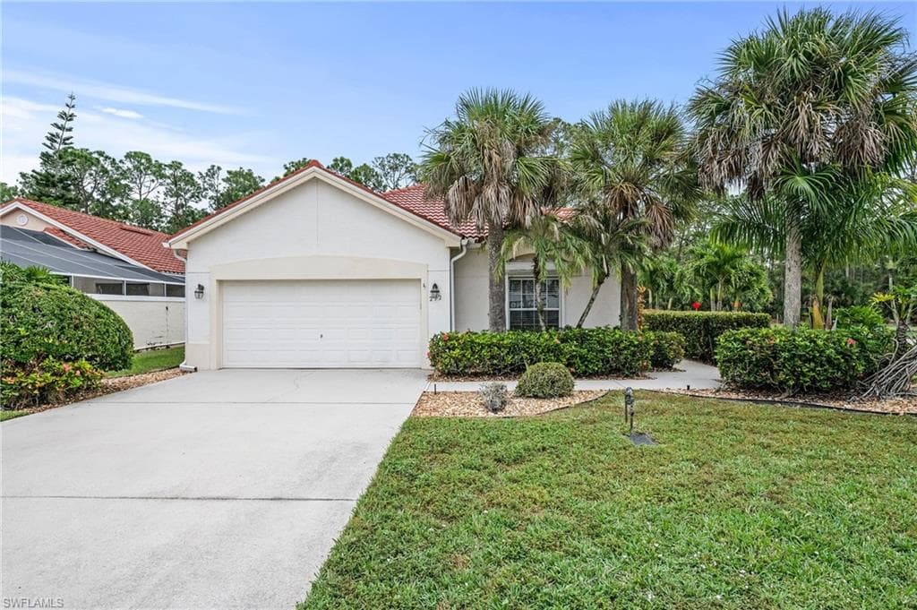 252 Sabal Lake DR NAPLES, FL 34104