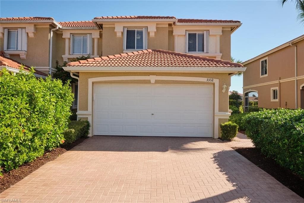 3332 Dandolo CIR CAPE CORAL, FL 33909