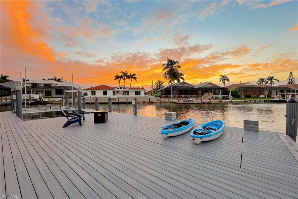 230 Geranium CT MARCO ISLAND, FL 34145
