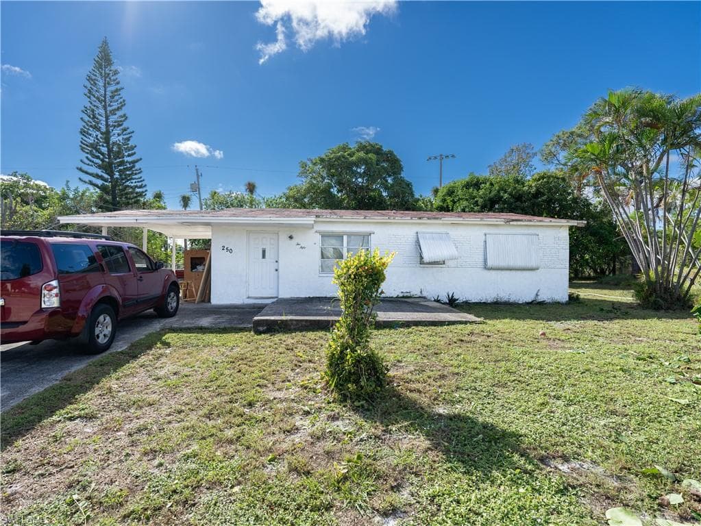 250 20TH CT BOYNTON BEACH, FL 33435