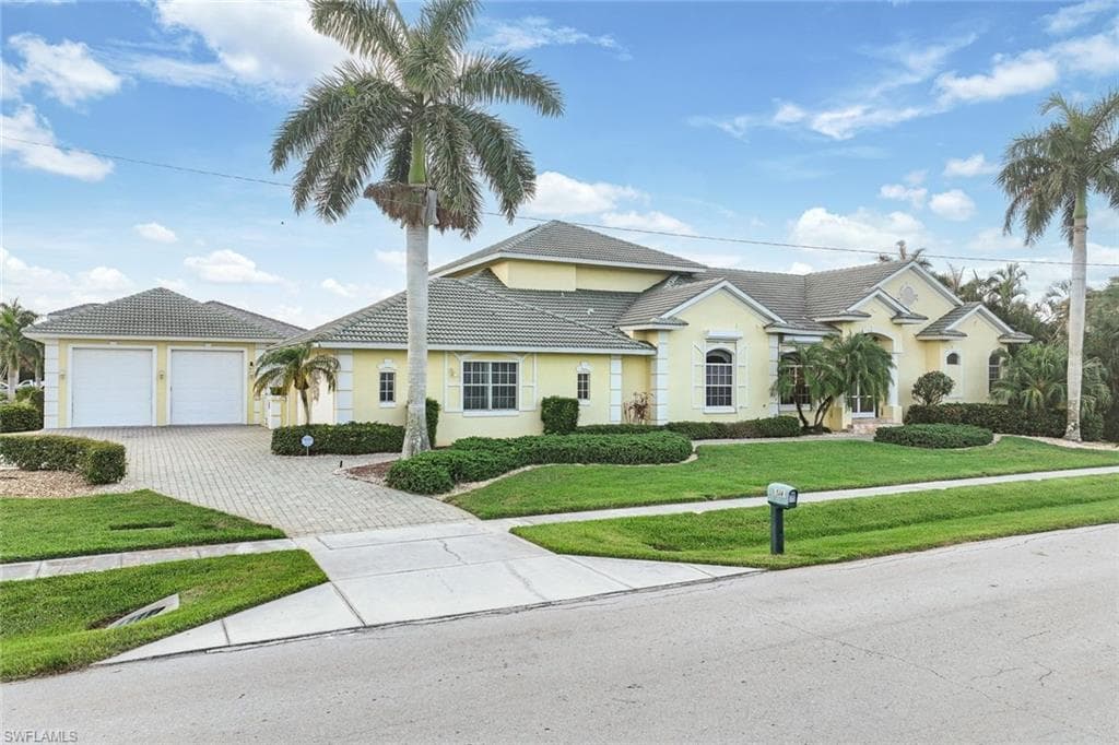 514 Barfield DR MARCO ISLAND, FL 34145