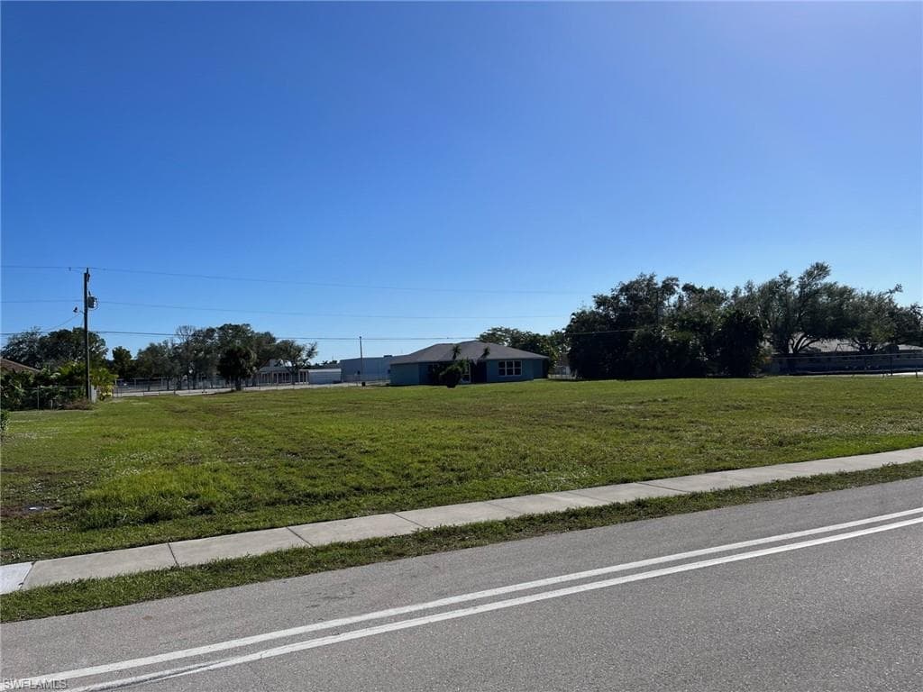 3515 Pelican BLVD CAPE CORAL, FL 33914