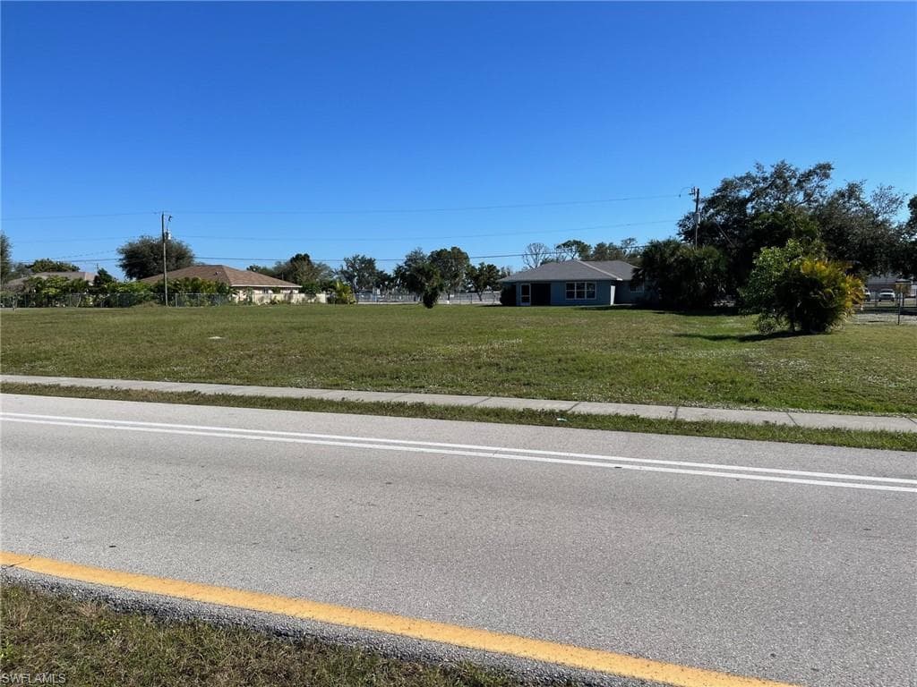 3519 Pelican BLVD CAPE CORAL, FL 33914