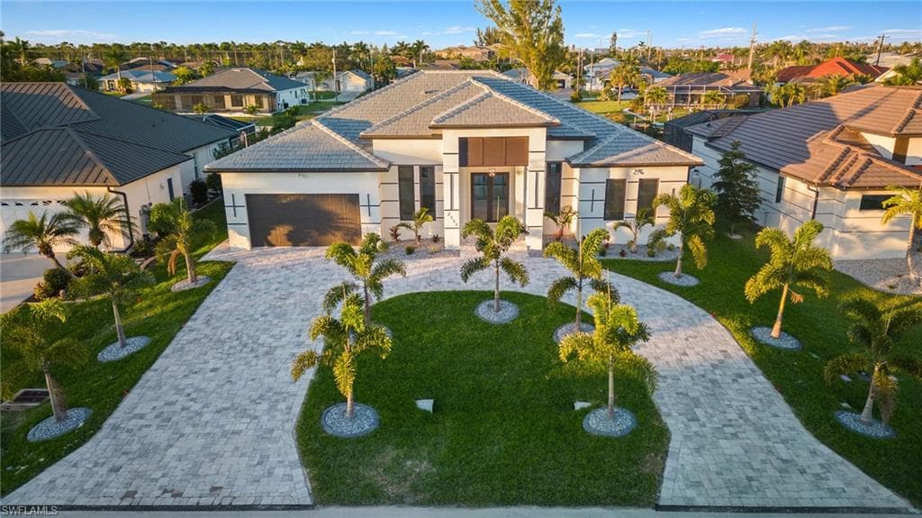 2111 SW 40th ST CAPE CORAL, FL 33914