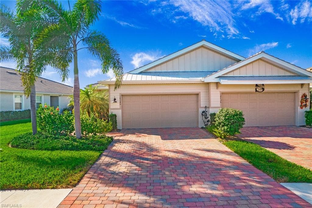 14740 Edgewater CIR NAPLES, FL 34114