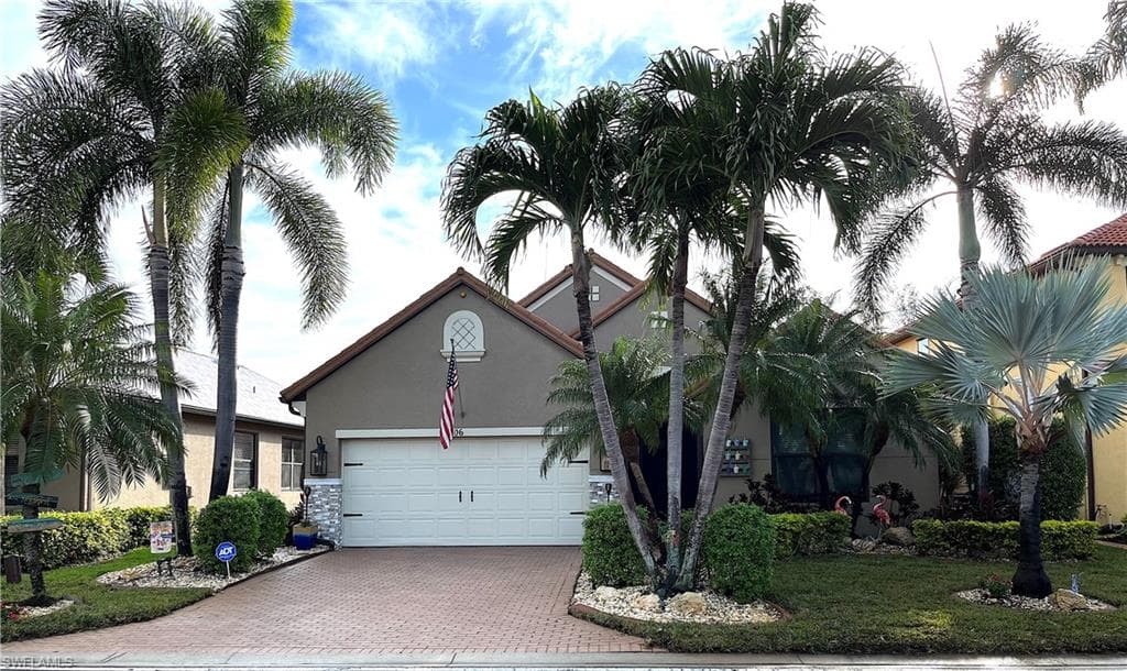 12106 Country Day CIR FORT MYERS, FL 33913