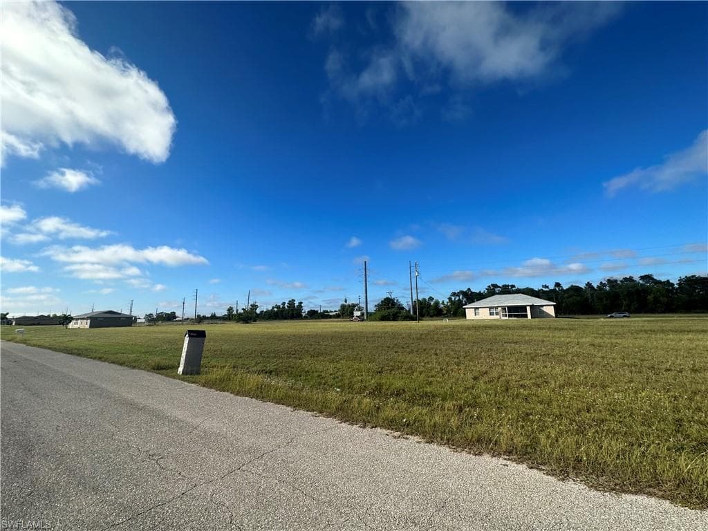 314 NE 23rd TER CAPE CORAL, FL 33909