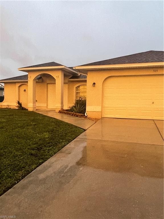 305 NW 22nd PL CAPE CORAL, FL 33993