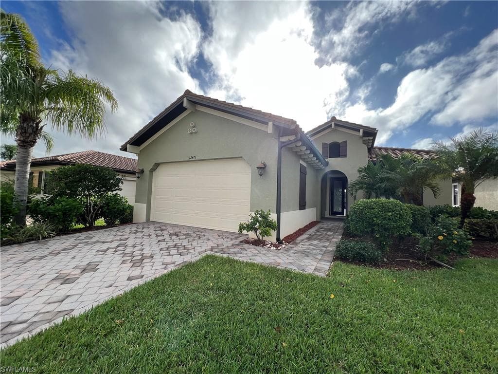 12471 Kentwood AVE FORT MYERS, FL 33913