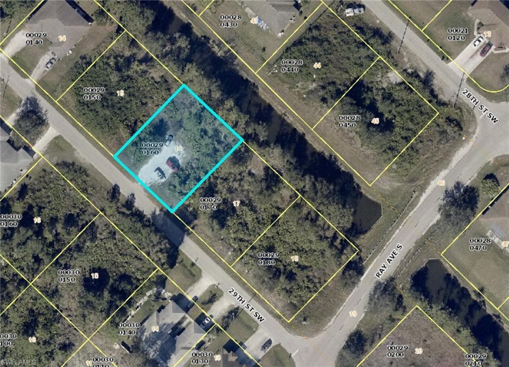 4860-4862 29th ST SW LEHIGH ACRES, FL 33973