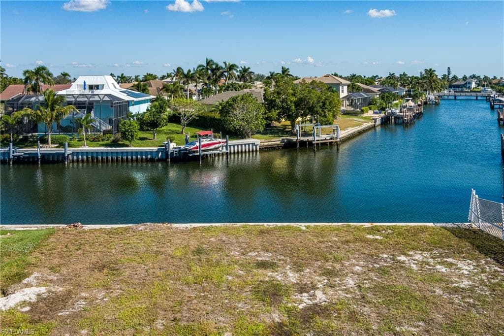 609 Spinnaker DR MARCO ISLAND, FL 34145