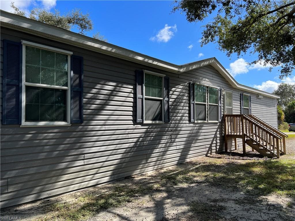 20058 Arnold AVE W PORT CHARLOTTE, FL 33954