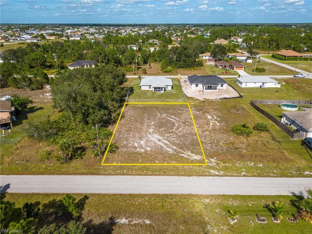 4006 34th ST SW LEHIGH ACRES, FL 33976