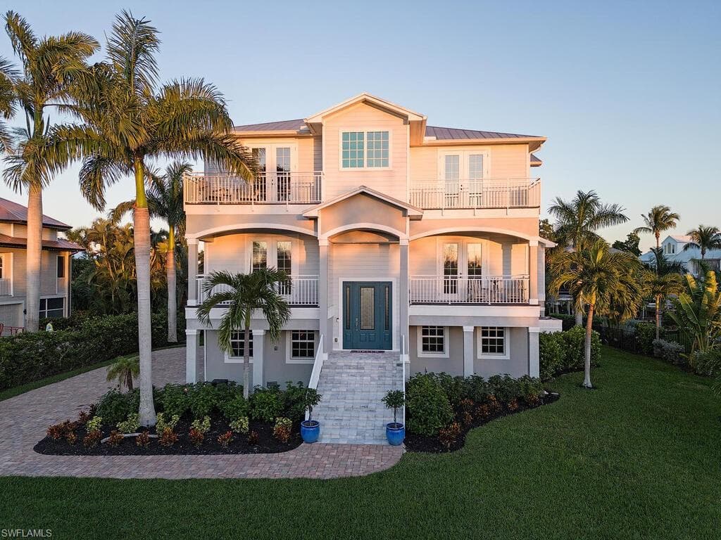 6511 Jacobs DR FORT MYERS, FL 33908
