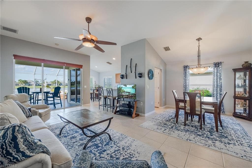 2669 Clairfont CT CAPE CORAL, FL 33991