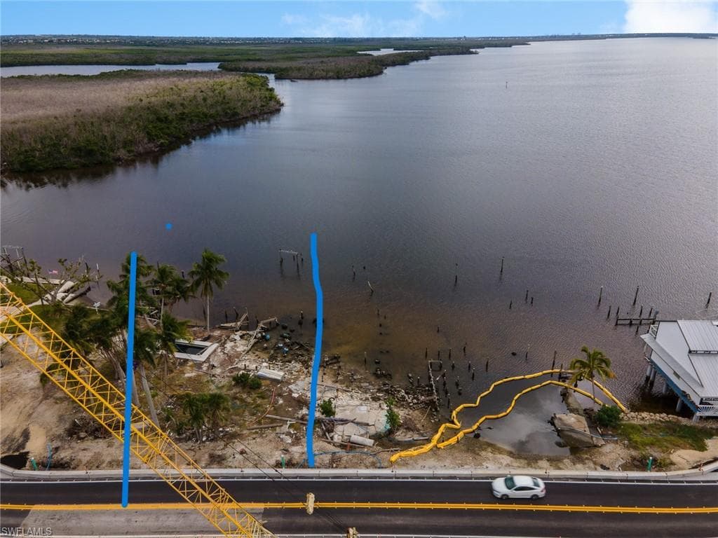 4241 Pine Island RD NW MATLACHA, FL 33993