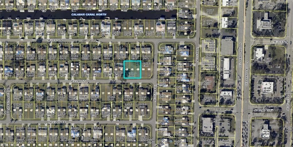 1445 SE 22nd ST CAPE CORAL, FL 33990