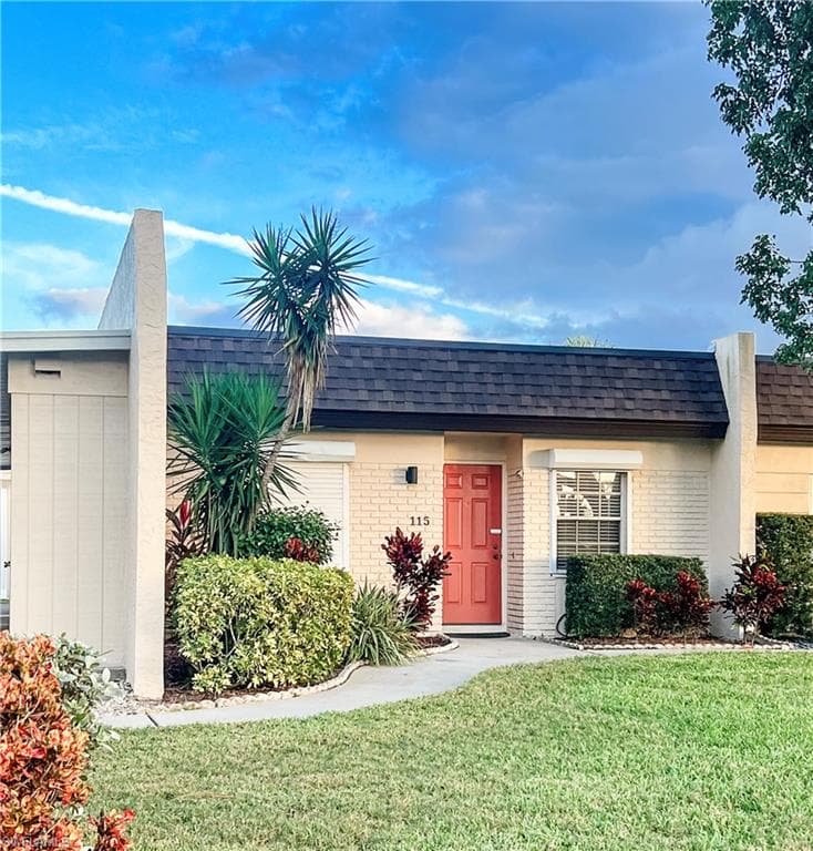 6300 S Pointe BLVD 115 FORT MYERS, FL 33919