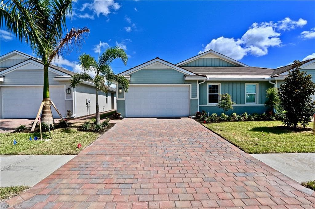 1248 ENBROOK LOOP NAPLES, FL 34114