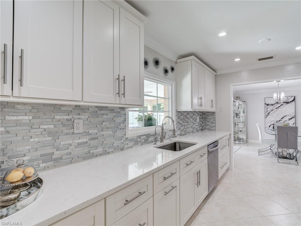 4472 30th AVE SW NAPLES, FL 34116