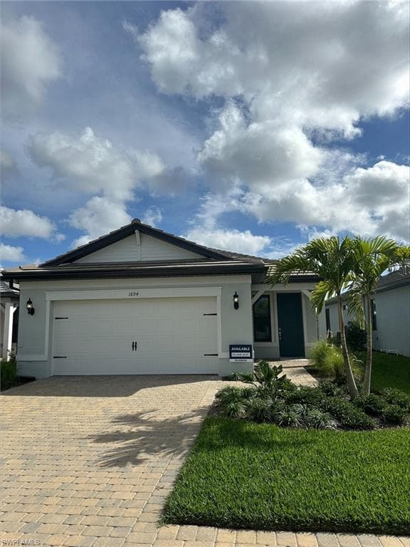 1894 Mesa LN NAPLES, FL 34120