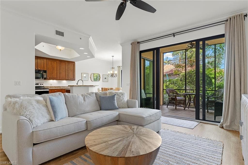 975 Sandpiper ST A-102 NAPLES, FL 34102