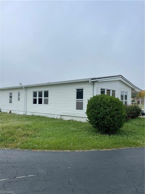 113 Maple LN FORT MYERS, FL 33908