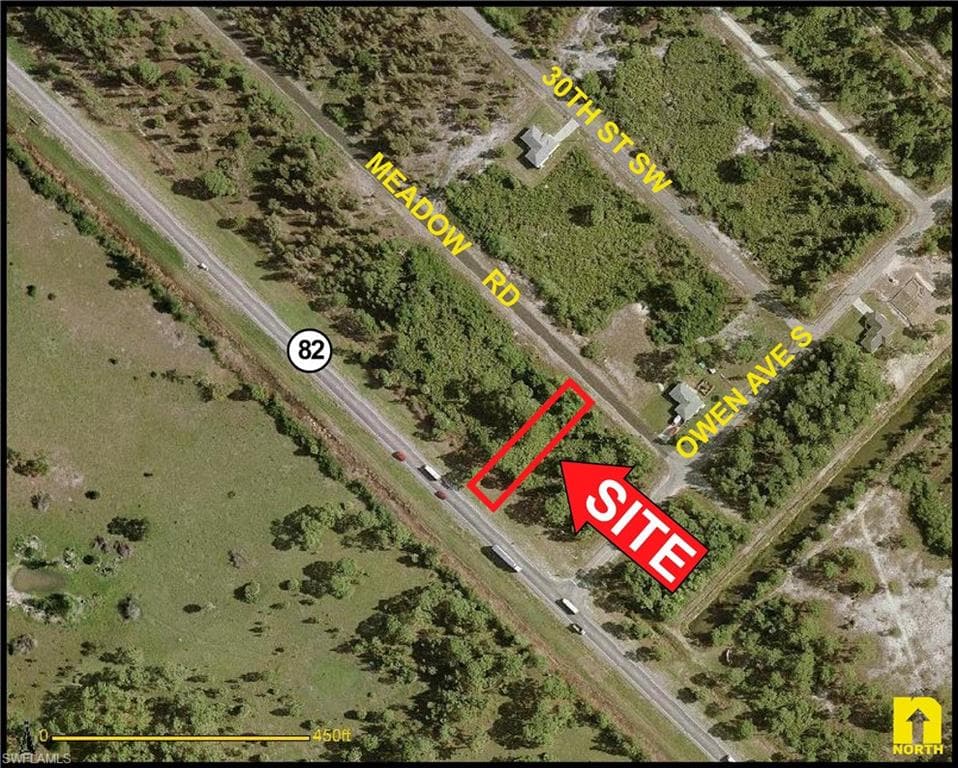 242 Meadow RD LEHIGH ACRES, FL 33973