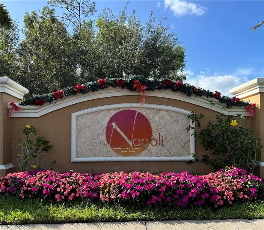 1810 Florida Club CIR S 1212 NAPLES, FL 34112