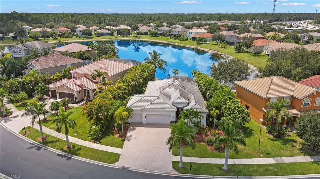 2867 Blossom CT NAPLES, FL 34120